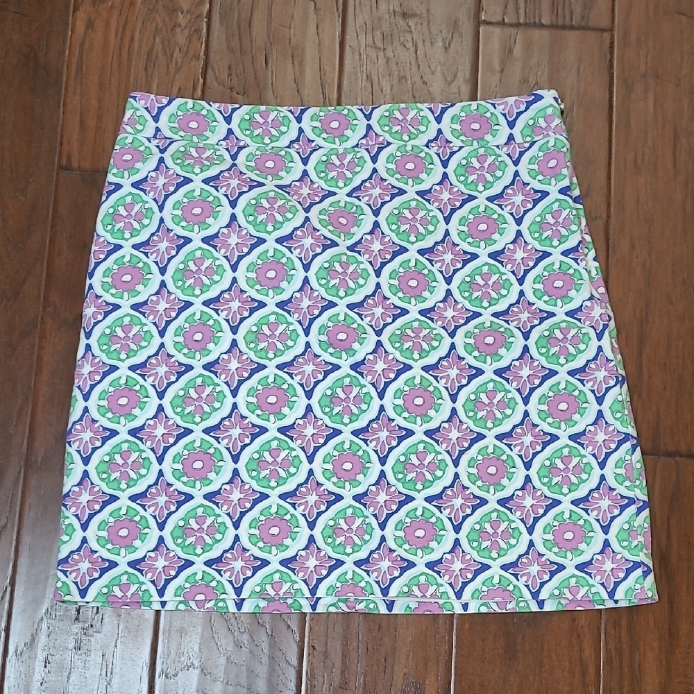 Talbots Colorful Geometric Designed, Lined Pencil Skirt with side zipper size 6